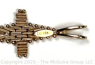 14KT Yellow Gold Woven Mesh Cross Pendant. 1.4 grams.