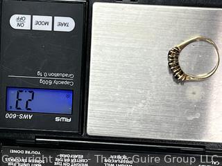 Diamond & Sapphire 14KT Yellow Gold Ring. 2.3 grams.