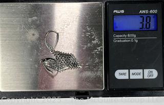 14KT White Gold Woven Mesh Diamond Shaped Dangle Earrings. 3.8 grams.