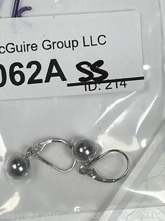 14KT White Gold Bead Dangle Earrings. .01 grams.