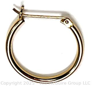 14KT Yellow Gold Hoop Earrings. 0.5 grams.