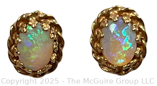 14KT Yellow Gold Opal Stud Earrings.  1.3 grams 