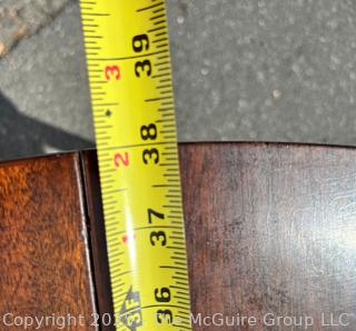 Henkel Harris Mahogany Round TAble