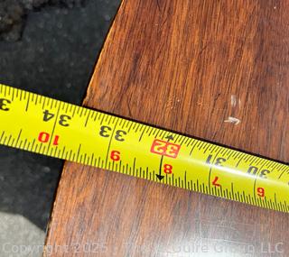 Henkel Harris Mahogany Round TAble
