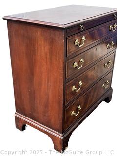 English-Style Mahogany Chippendale Four (4) Drawer Bachelor Chest by Heritage Henredon. 