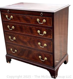 English-Style Mahogany Chippendale Four (4) Drawer Bachelor Chest by Heritage Henredon. 