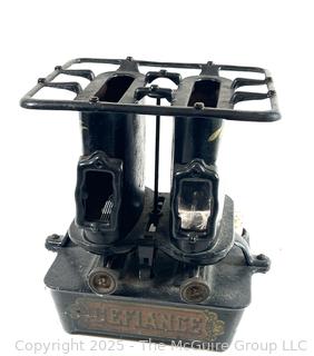 Cast Iron "DEFIANCE" Sad Iron Kerosene Heater Stove similar to Taylor & Boggis FDY Co 1893