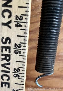 Grouping of Mutiple Sized Steel Springs
