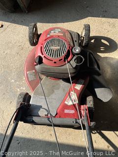 CRAFTSMAN 6.5 HP Gas Lawn Mower. Working
