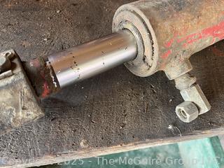 Hydraulic Cylinder