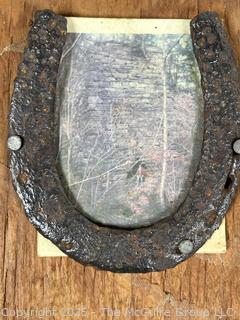 ???????? Blacksmith decoration: Oxen iron shoe display