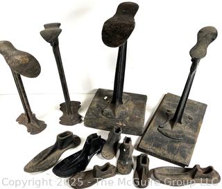 Collection of antique iron shoe cobbler accessories 