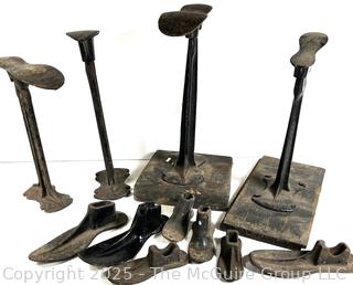 Collection of antique iron shoe cobbler accessories 