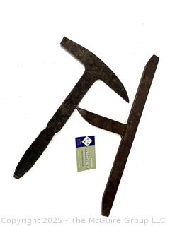 Wood splitting knives