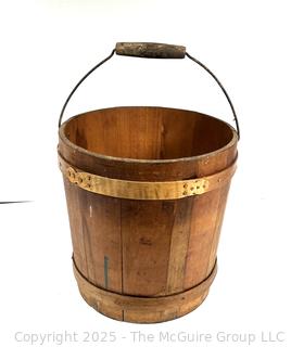 Victorian coopered oak bucket w/copper band and wire handle