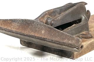 Vintage C. M. STEARNS Saw Sharping Vise Clamp, Pat'd, Carpenter tool