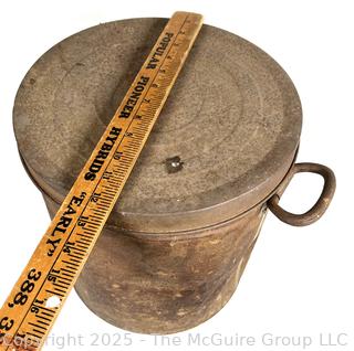 Galvanized lidded bucket