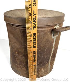 Galvanized lidded bucket