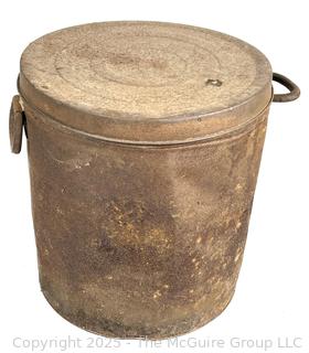 Galvanized lidded bucket