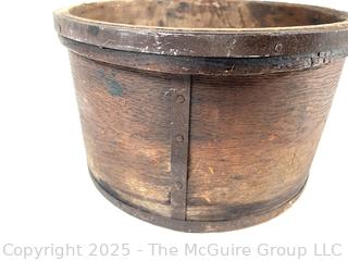 Half Bushell curved wood barrel/basket 