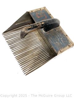 Primitive hand berry/fruit picking tool/basket