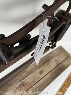 Hand Crank Cobbler's Leather Sewing Machine