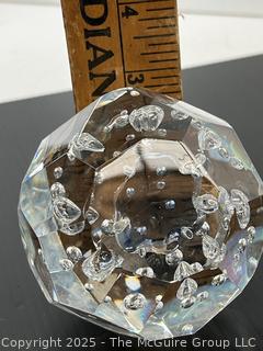 Steuben leaded glass paperweight dodecahedron w/ bubble inclusions