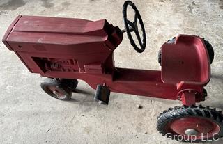 Red Metal "International" Pedal Tractor - Model 404