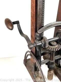 VINTAGE POST AND BEAM TIMBER FRAMING DRILL