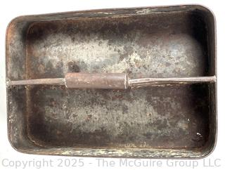Segmented Tin Benchtop Container w/ Handle.  