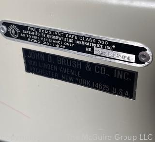 Sentry Valuguard Metal Comdination Lock Safe