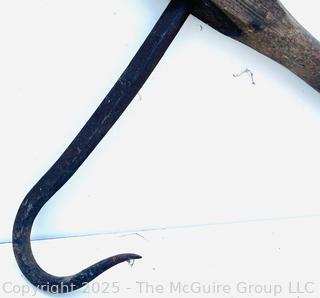Two Handed Hook