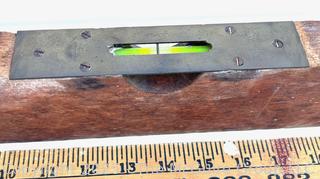 27" Wooden Spiirit Level w/one portal