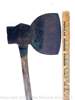 Broad Head/Hewing Hand Axe (S.S.Buzzell -Boston - Cast Steel)