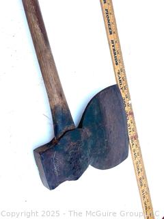 Broad Head/Hewing Hand Axe (S.S.Buzzell -Boston - Cast Steel)
