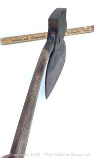 Broad Head/Hewing Hand Axe (S.S.Buzzell -Boston - Cast Steel)
