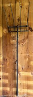 4-tine wood/metal rake/fork