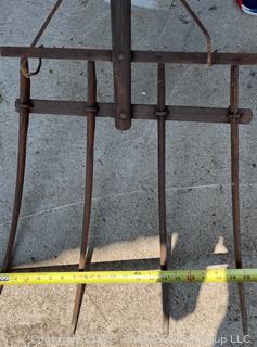 4-tine wood/metal rake/fork