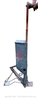 ANTIQUE VINTAGE CORN PLANTER FARM GARDEN TOOL