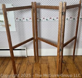 Trifold Wooden Quilt Rack
