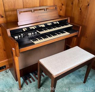 Hammond L-112 Tonewheel Organ
