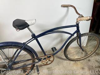 vintage boys Schwinn bicycle (blue)