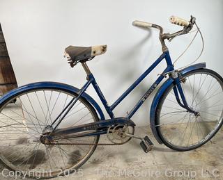 Vintage girl's bike by Royal w/front brake (blue)
