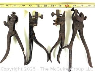 ???????? Group of four (4) saw-tooth aligning pliers/clamps