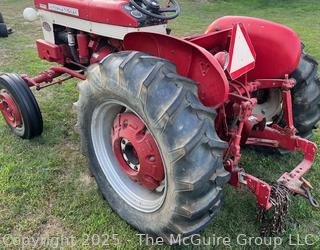 INTERNATIONAL HARVESTOR (IH) Model 240 40 HP Utility Tractor 