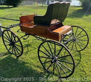 Horse-Drawn 2 Seat Carriage Buggy