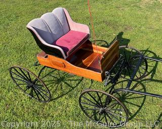 Horse-Drawn 2 Seat Carriage Buggy