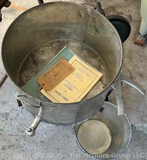 "Deluxe" American Cream Separator Co.
