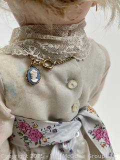 DELETE  FAMILY Porcelain Head German Doll