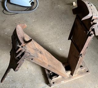 Broom Makers Vise